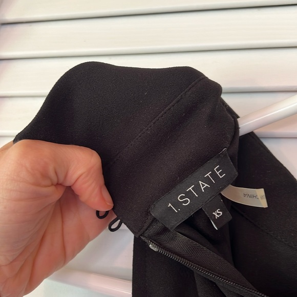 1 State π€ Mock Neck belted jumpsuit pantsuit XS - Picture 3 of 12